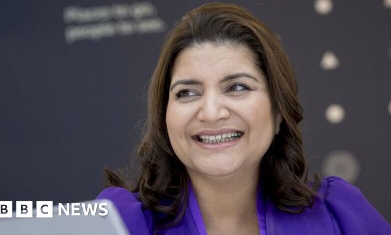 102440496 roman 2.jpg