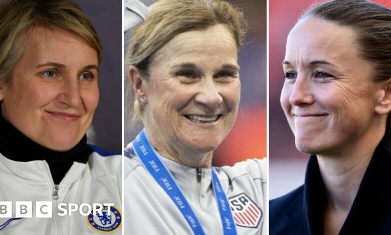 111918295 women1.jpg