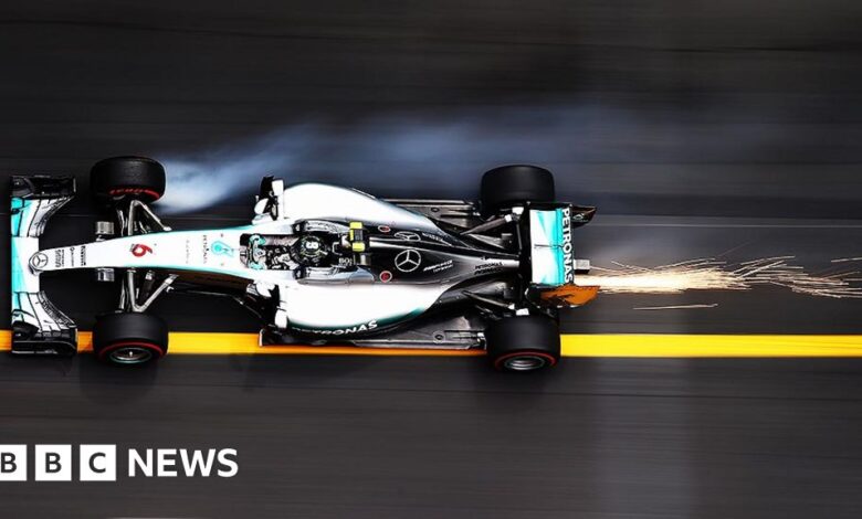122001556 racecargettyimages 474466016.jpg