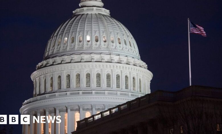 99948933 hi044570353.jpg