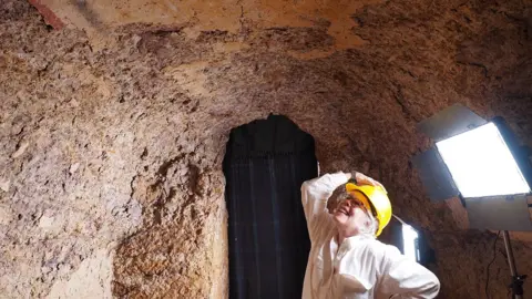 Janice Yellin Janice Yellin inside an ancient Nubian pyramid