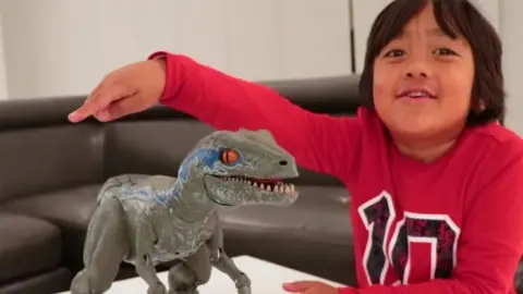 YouTube Ryan of Ryan ToysReview