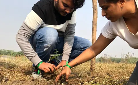 KidsRights Foundation KidsRights Foundation volunteers planting trees in India
