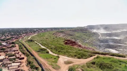 BBC Byobe Malenga A village bordering Ruashi mine's open pit