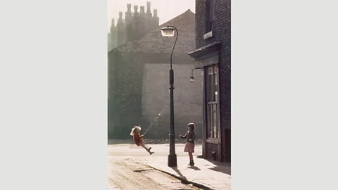 Shirley Baker Estate/Mary Evans Picture Library Hulme, 1965 (Credit: Shirley Baker Estate/Mary Evans Picture Library)