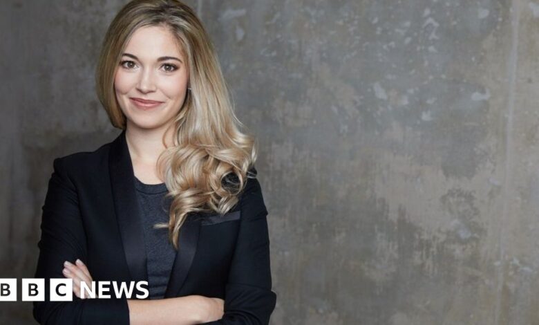 105668107 dr julia shaw.jpg