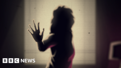 109045443 sexworkers stills 0008.png