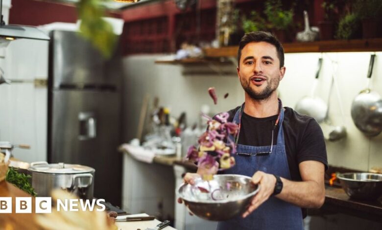 109669451 gettyimages 1059836070.jpg