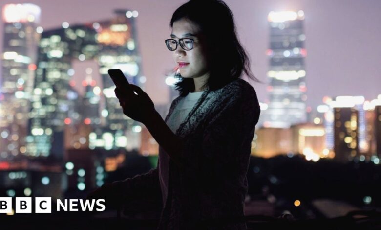 109908595 chinese.woman .night .g.jpg