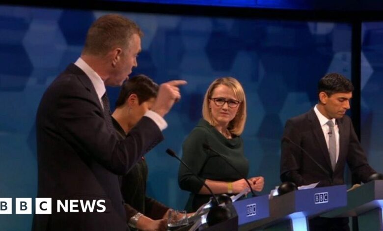 109949925 debate.jpg