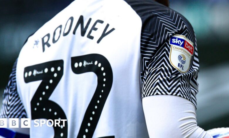 114322699 shutterstock editorial 10708425ad.jpg