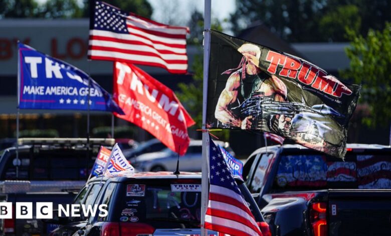 114574652 convoy2 976reu.jpg