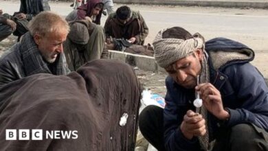 122070597 drug addicts in kabul.jpg