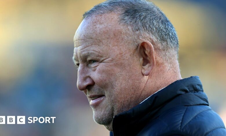 127393847 dimessixways.jpg