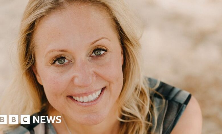 128945320 fam com monika 133 print 3.jpg