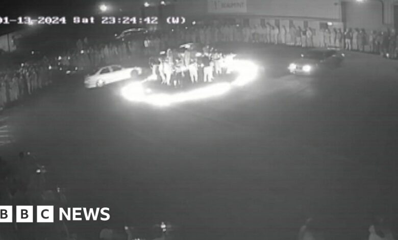 132354867 p0h5m7k5.jpg