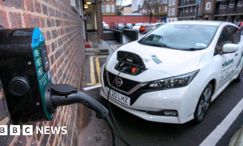 132860031 evchargehackney4.jpg