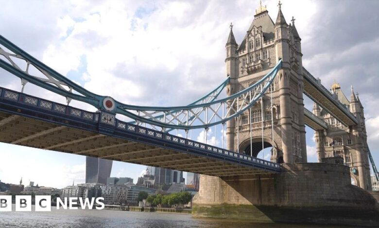 120664823 bridge.jpg