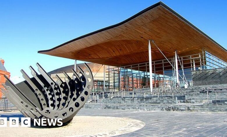 92901395 assembly exterior.jpg