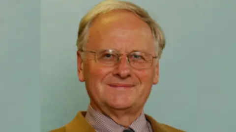 Chris Pond Chris Pond