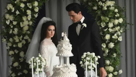 Philippe Le Sourd Cailee Spaeny and Jacob Elordi as Priscilla and Elvis