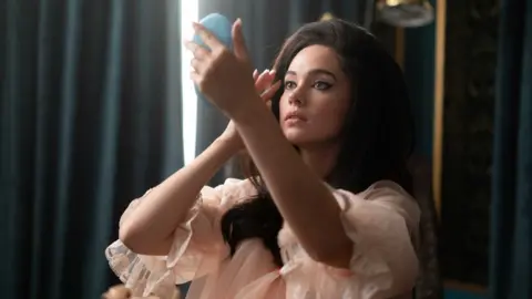 Sabrina Lantos Cailee Spaeny